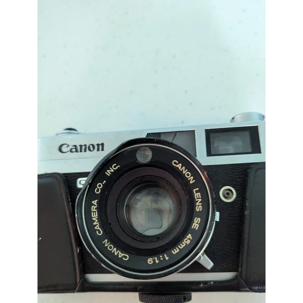 Cannon Canonet-QL19 35mm Untested Parts/Repair with Leather Case